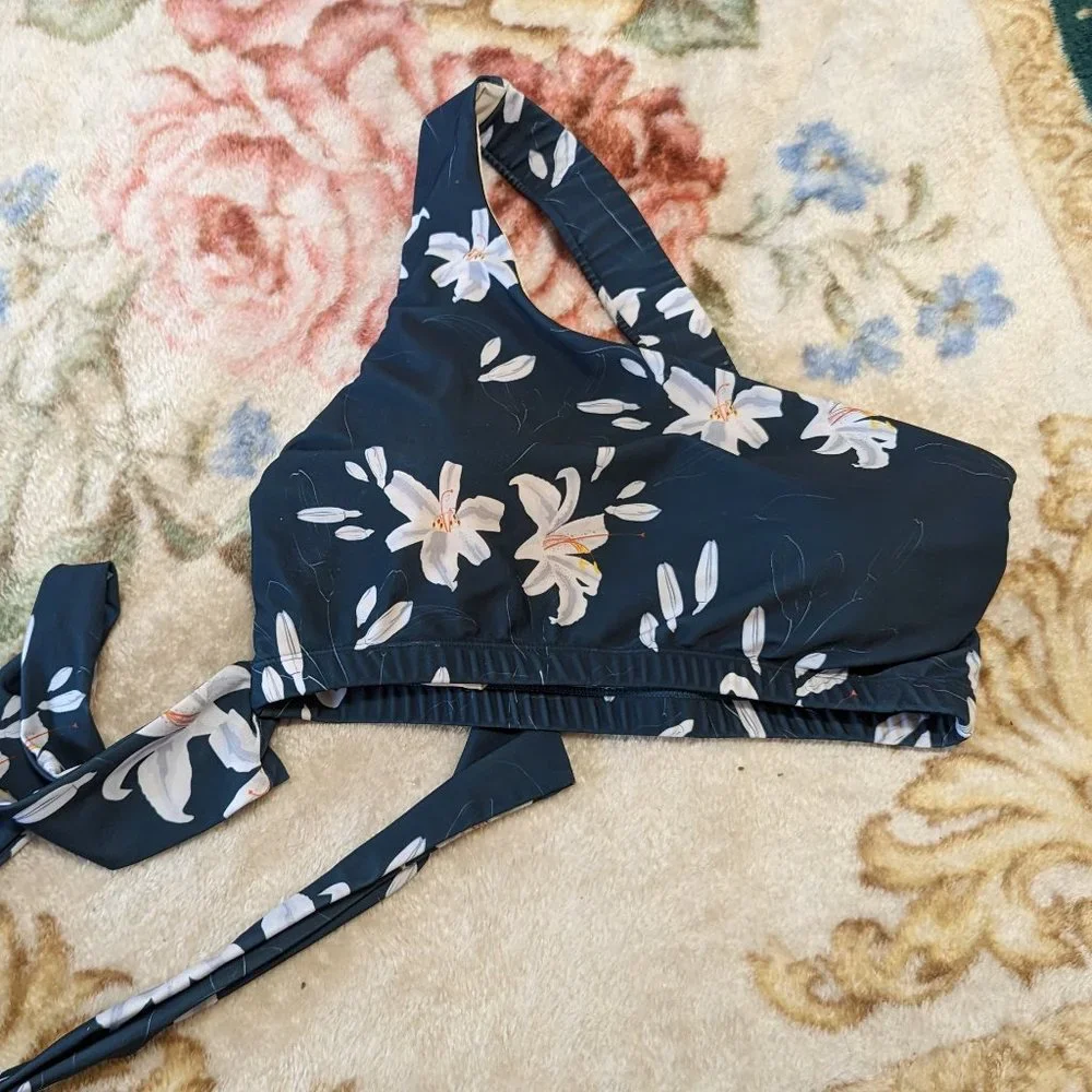 Nani Swimwear Floral Top - Picture 2 of 4
